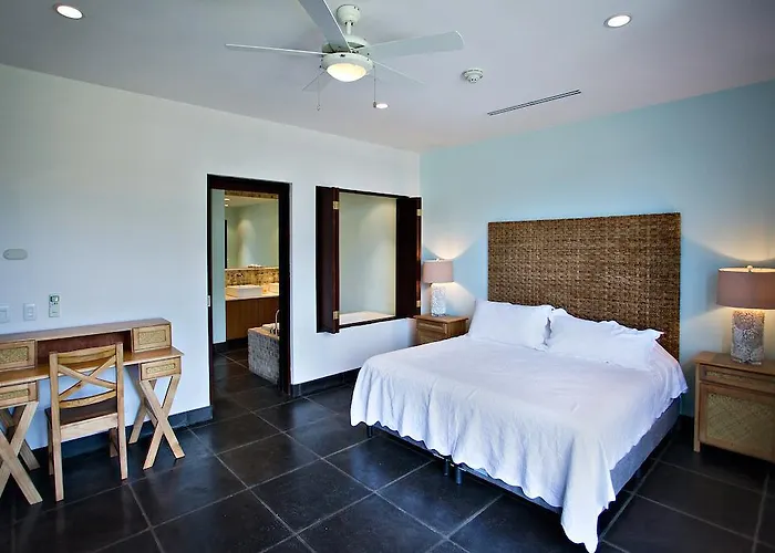 15 3* Tamarindo