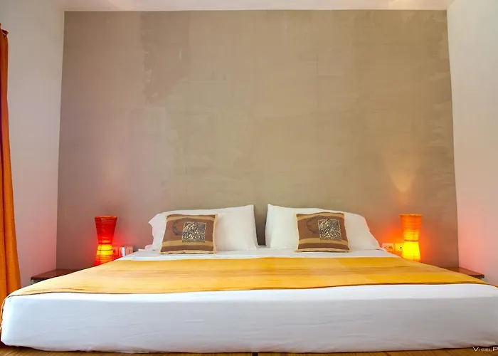Bed & Breakfast 15 3*